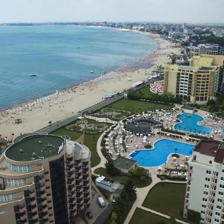 Anita A 25 Pool View Sunny شقة ساني بيتش