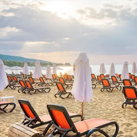 Anita A 25 Pool View Sunny アパート *